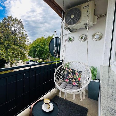 Apartment "Mimoza 1" Self Check-In, Self Check-Out Otočac المظهر الخارجي الصورة