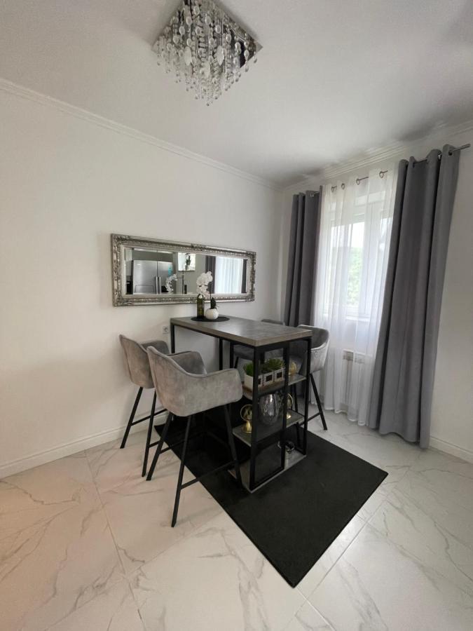 Apartment "Mimoza 1" Self Check-In, Self Check-Out Otočac المظهر الخارجي الصورة